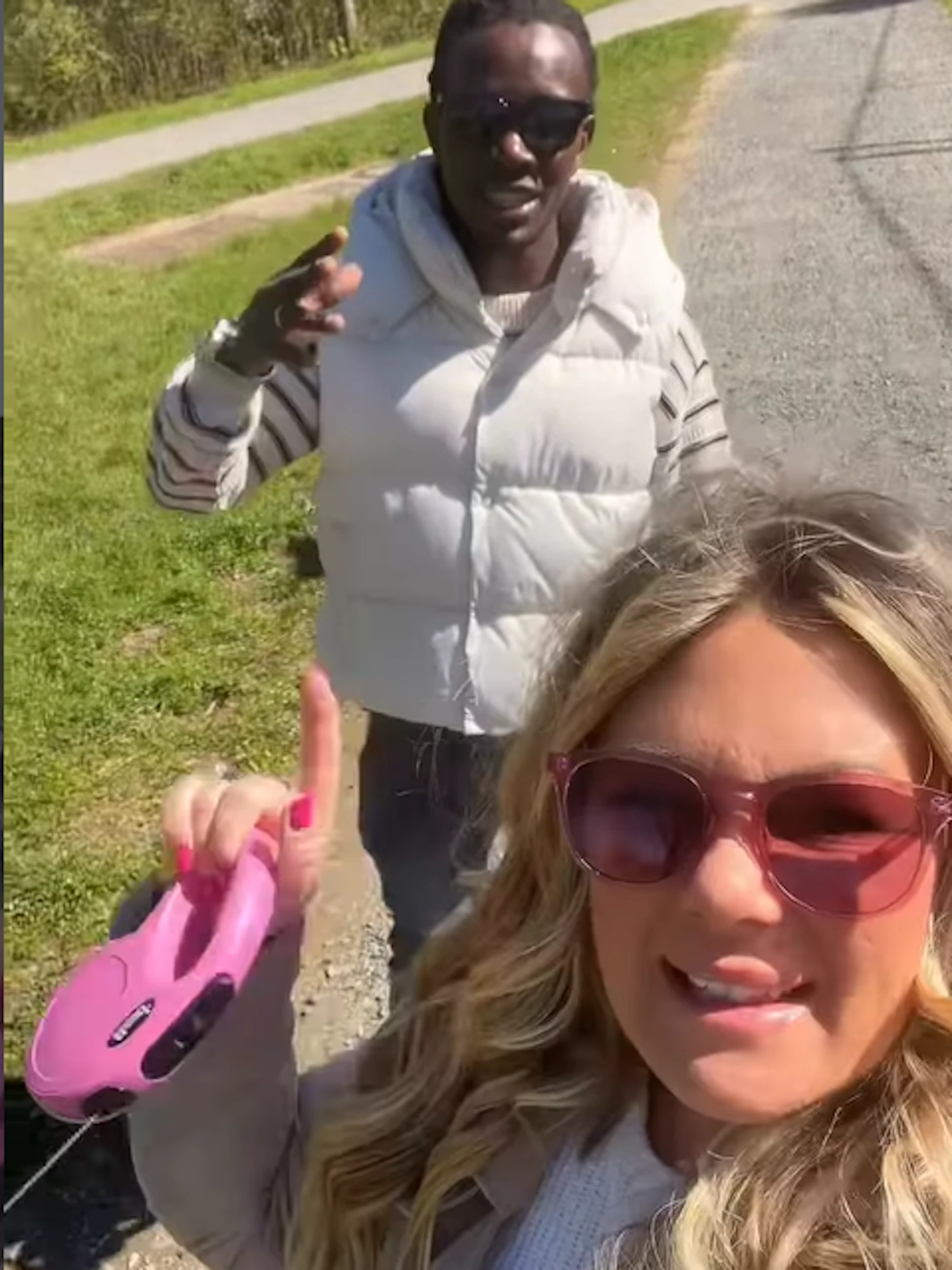 Claudia und Rolence verbringen eine glückliche Zeit in Deutschland.