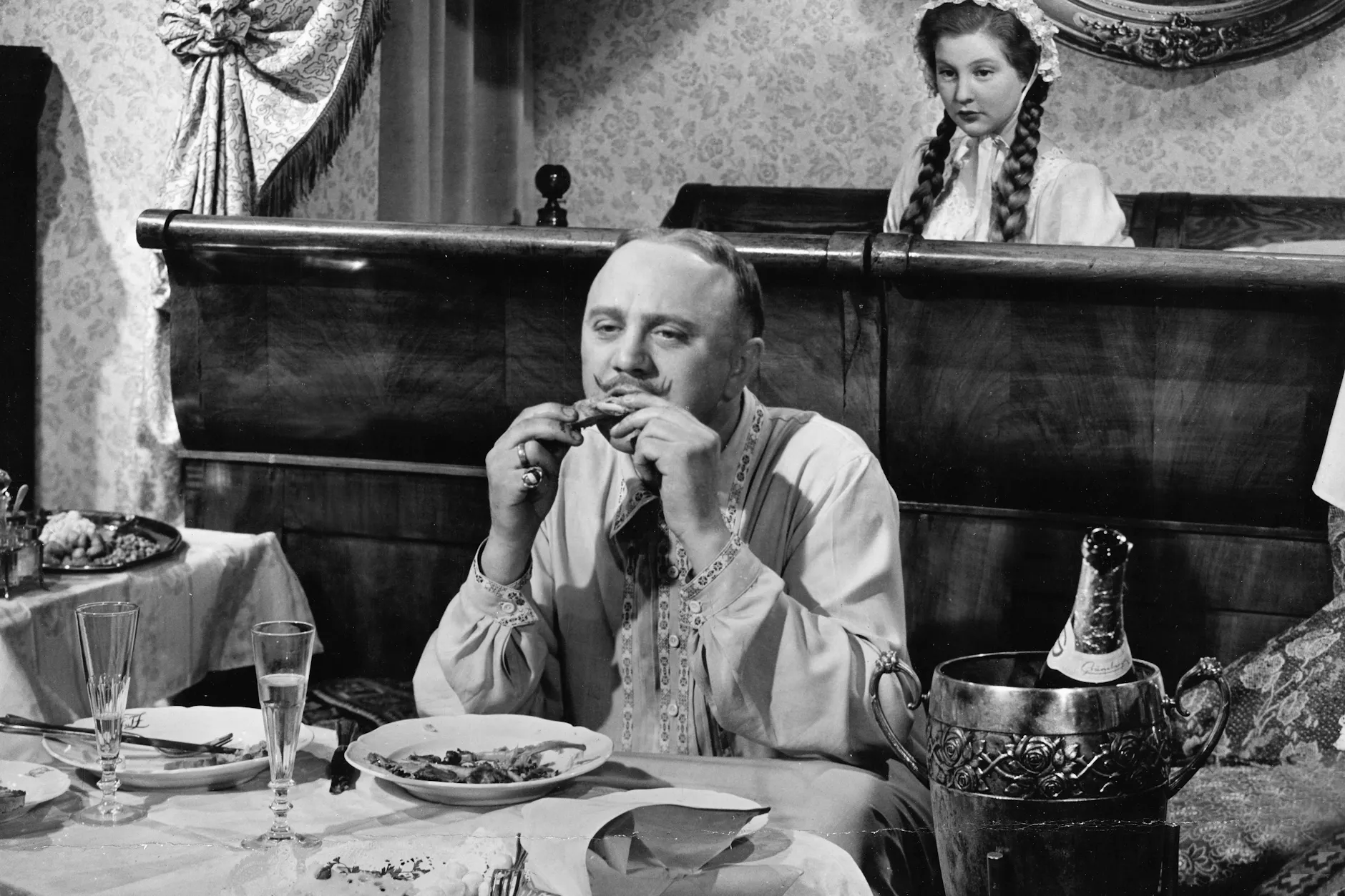 Werner Peters als „Der Untertan“ im gleichnamigen Defa-Film von 1951.