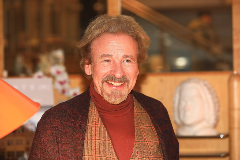 Thomas Gottschalk: Krebskranker Moderator verschiebt Bühnen-Comeback auf Herbst