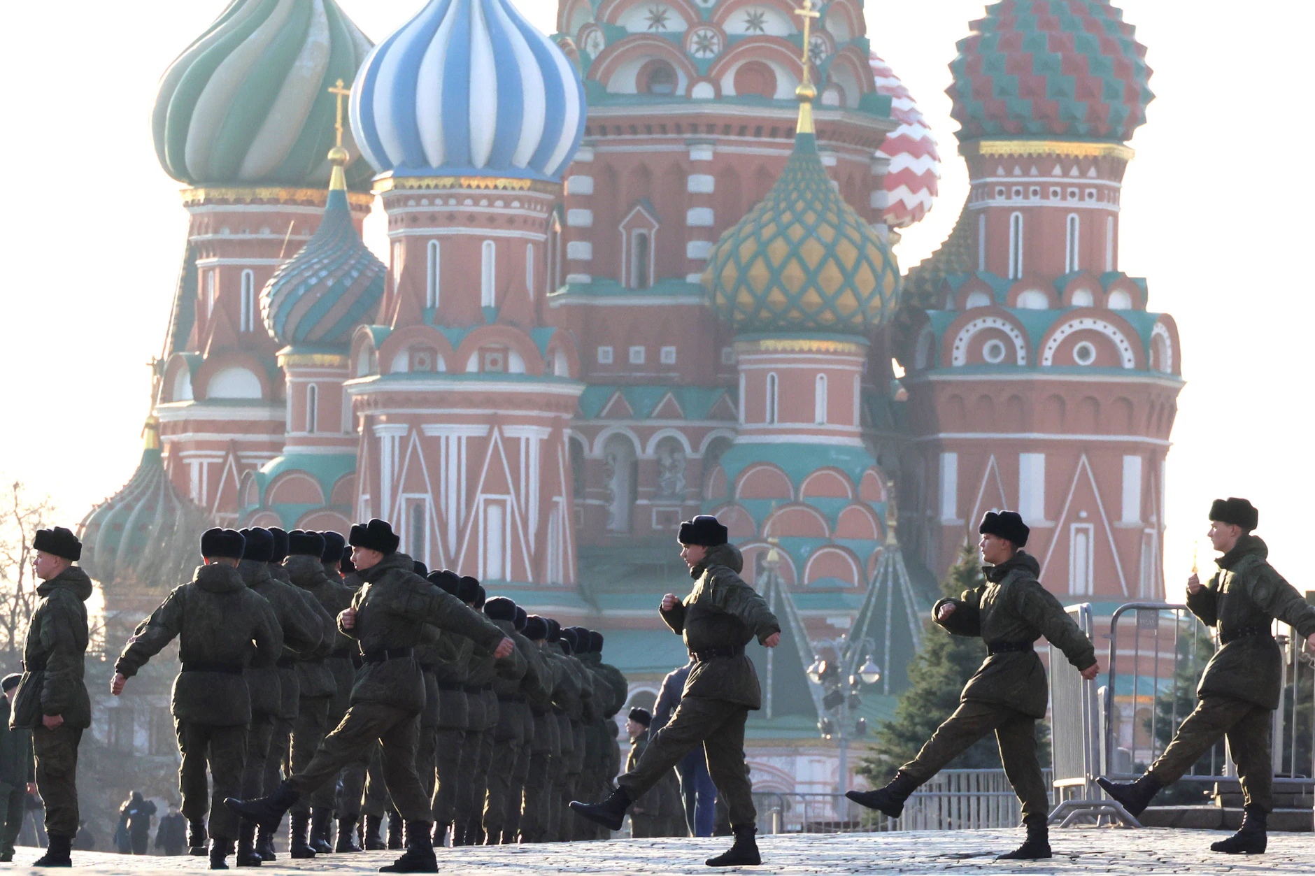Bei der Siegesparade am 9. Mai bleibt der Rote Platz erstmals seit Jahrzehnten ohne Panzer und Militärtechnik.