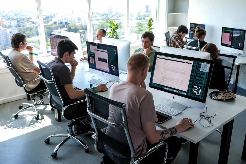 Ein IT-Studium lohnt sich noch – aber die Studierenden müssen künftig neue Fähigkeiten erwerben.
