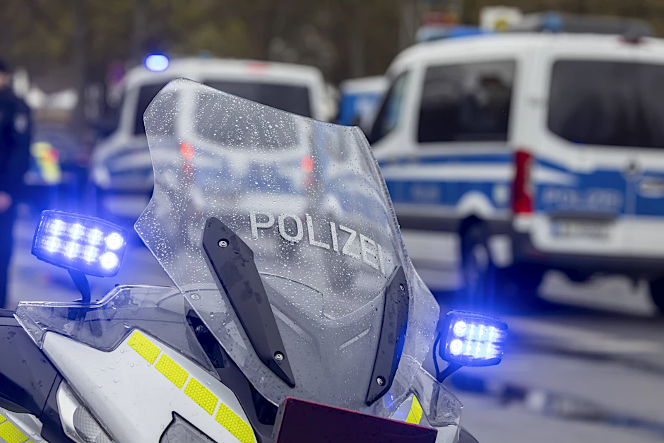 In Berlin gibt es einen Großeinsatz der Polizei (Symbolbild).