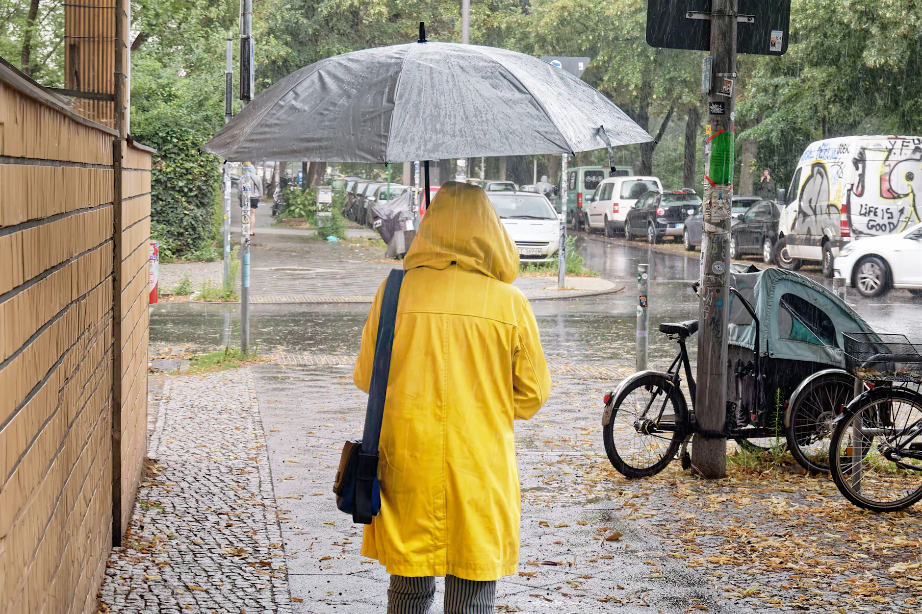Wetter-Absturz, Gewitter, Starkregen! Sommer fliegt uns um die Ohren
