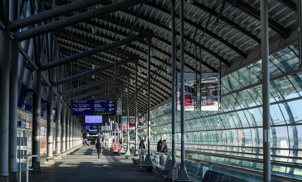 „Nicht unbedingt cool, oder?“: Kaffee-Roboter wird vom Leipziger Flughafen verbannt