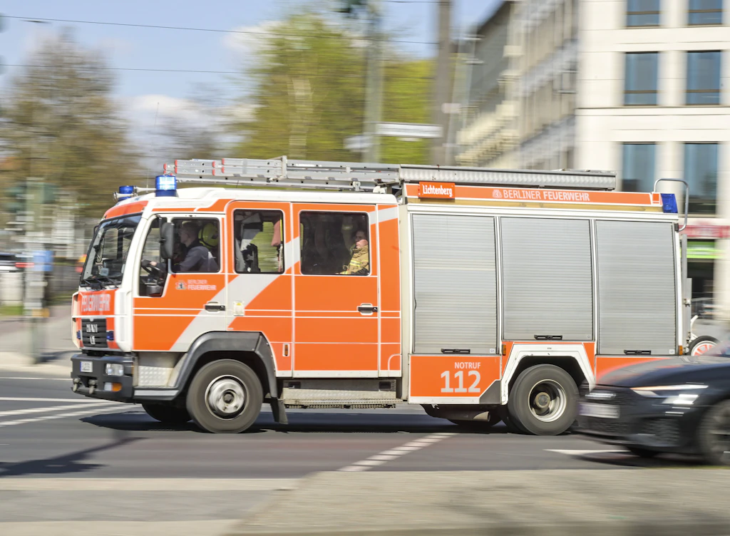 Ein Löschfahrzeug der Berliner Feuerwehr