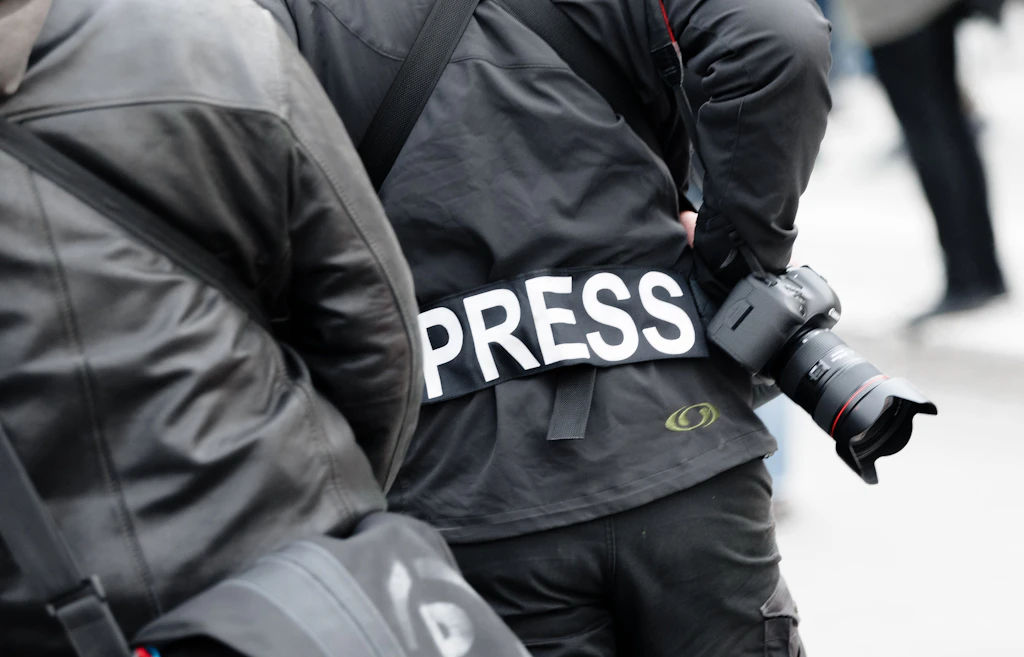 „PR der Mächtigen“: Wenn Journalisten Haltung mit Berichterstattung verwechseln