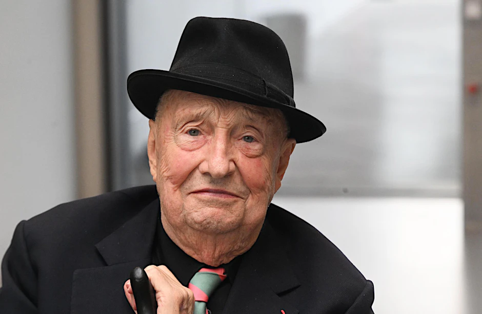 Der Maler und Bildhauer Georg Baselitz ist im Alter von 88 Jahren gestorben.