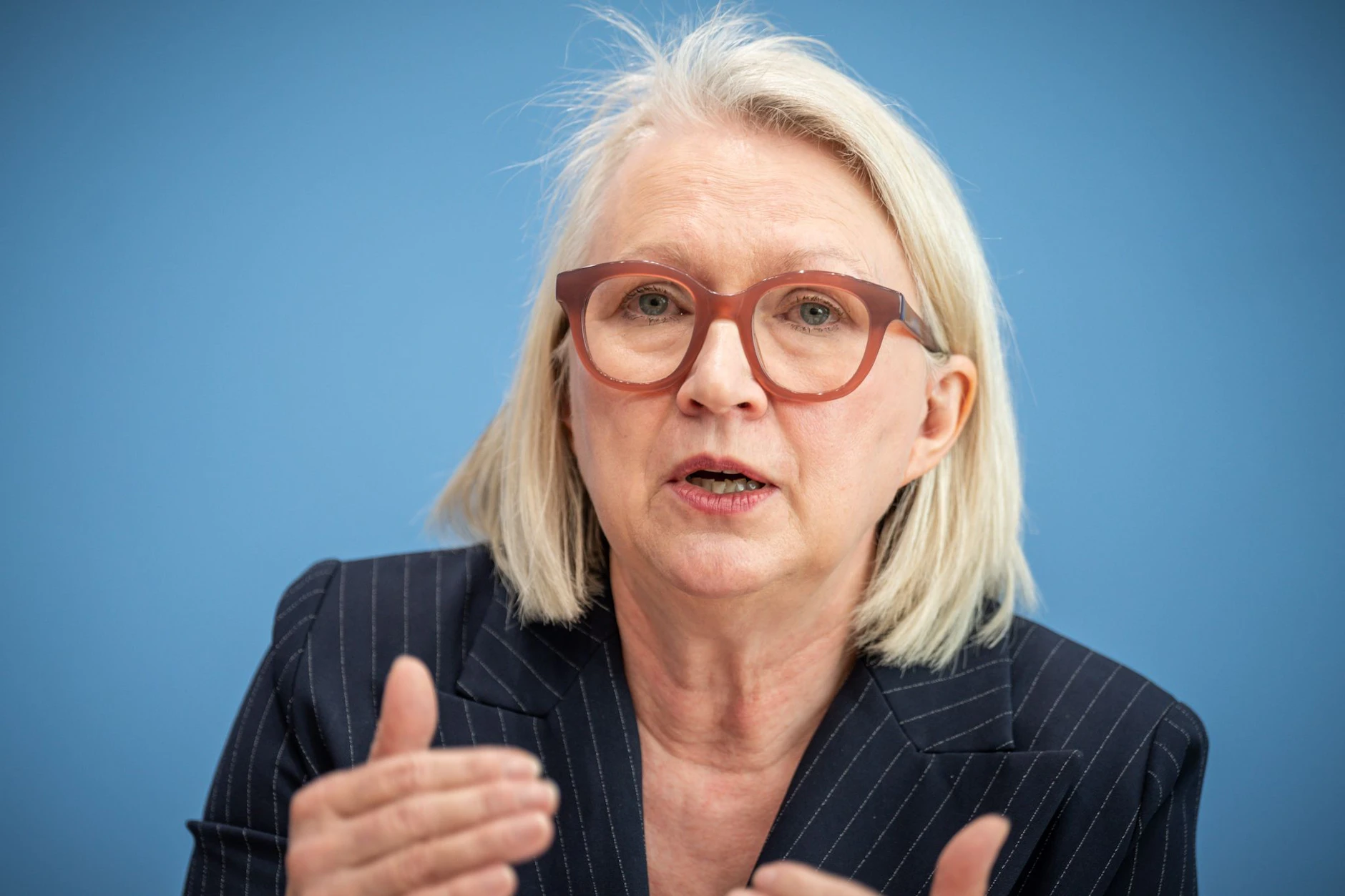 Monika Schnitzer kritisiert die Maßnahmen der Bundesregierung.