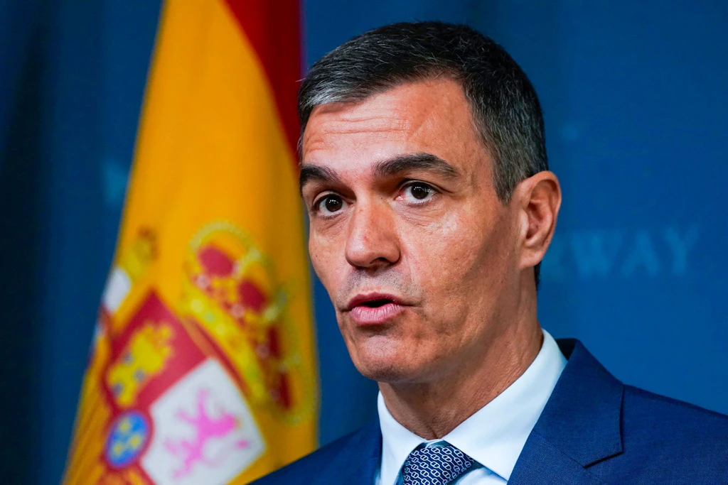 Pedro Sánchez: Der Mann, der es wagt, Donald Trump die Stirn zu bieten