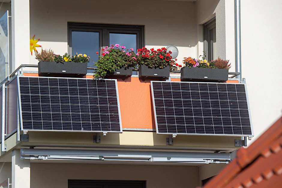 Zu viel Sonne am Wochenende: Jetzt bezahlen wir andere, damit sie unseren Solarstrom abnehmen