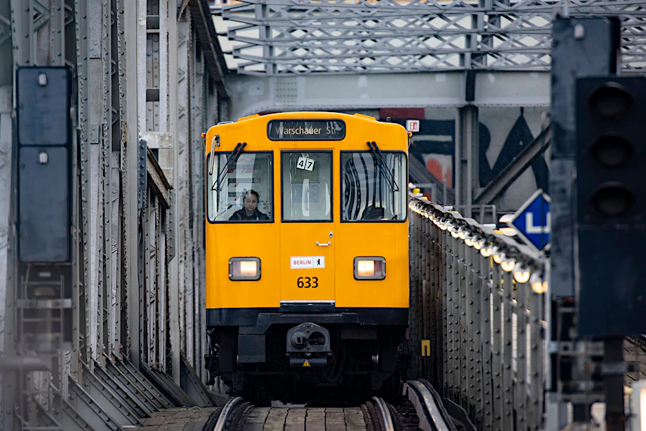 Der schreckliche Unfall ereignete sich am U-Bahnhof Gleisdreieck. Hier kam ein Rentner (69) ums Leben.