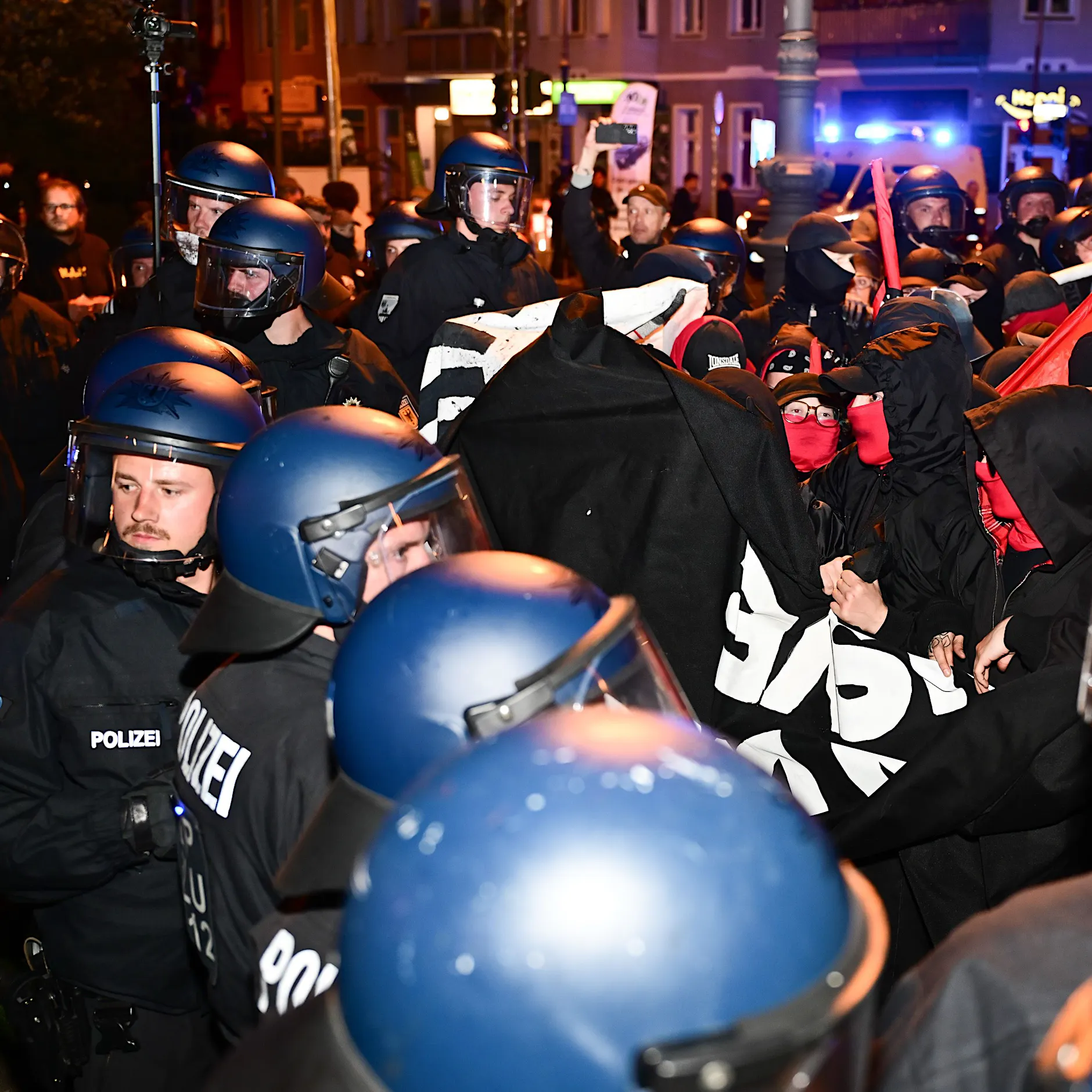 Liveblog zum 1. Mai 2026 in Berlin und Ostdeutschland: Erste Bilanz der Polizei