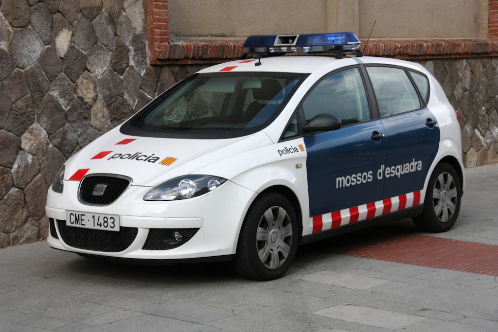 Auf offener Straße: Esplugues bei Barcelona trauert nach tödlichem Messerangriff