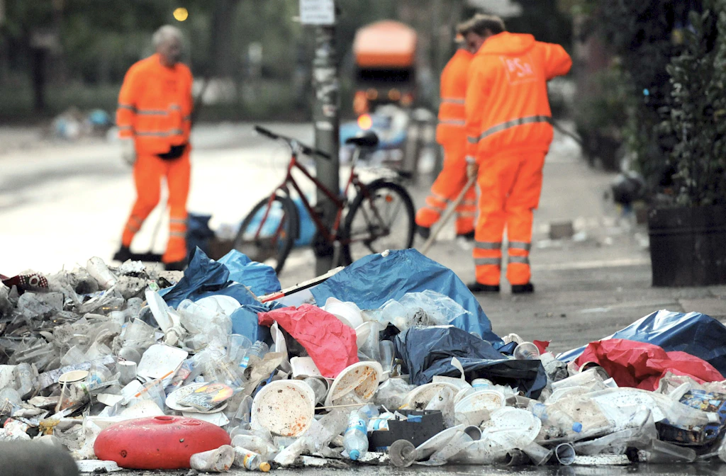 BSR: 350 Kubikmeter Müll nach 1. Mai – ein Stadtteil besonders betroffen