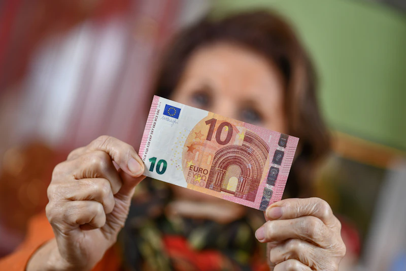 Neue Tabelle zeigt: So stark steigt die Rente ab 1. Juli 2026 an