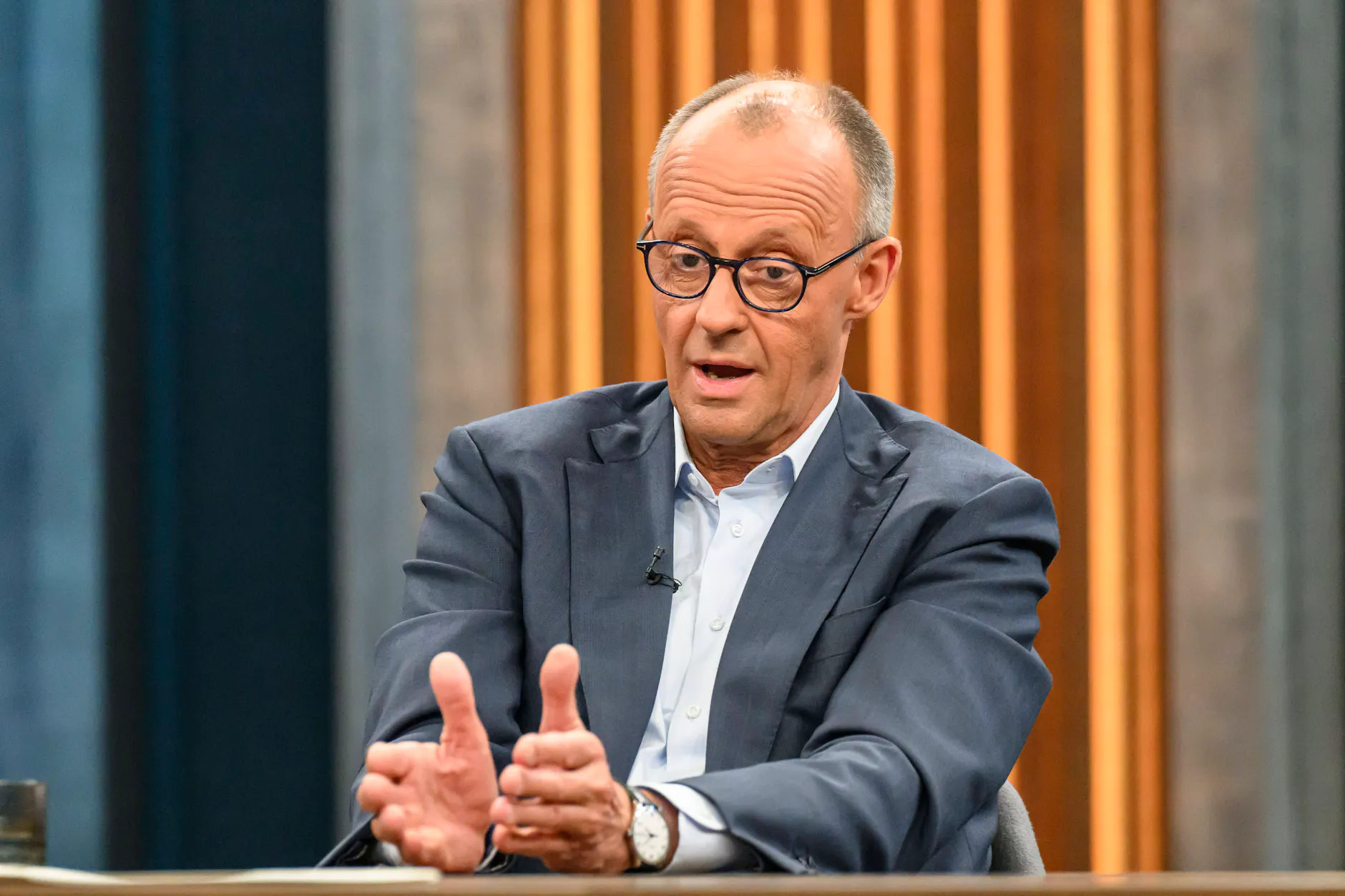 Friedrich Merz bei Caren Miosga in der ARD: Die Migrationspolitik sei ein „großer Erfolg“ der Regierung.