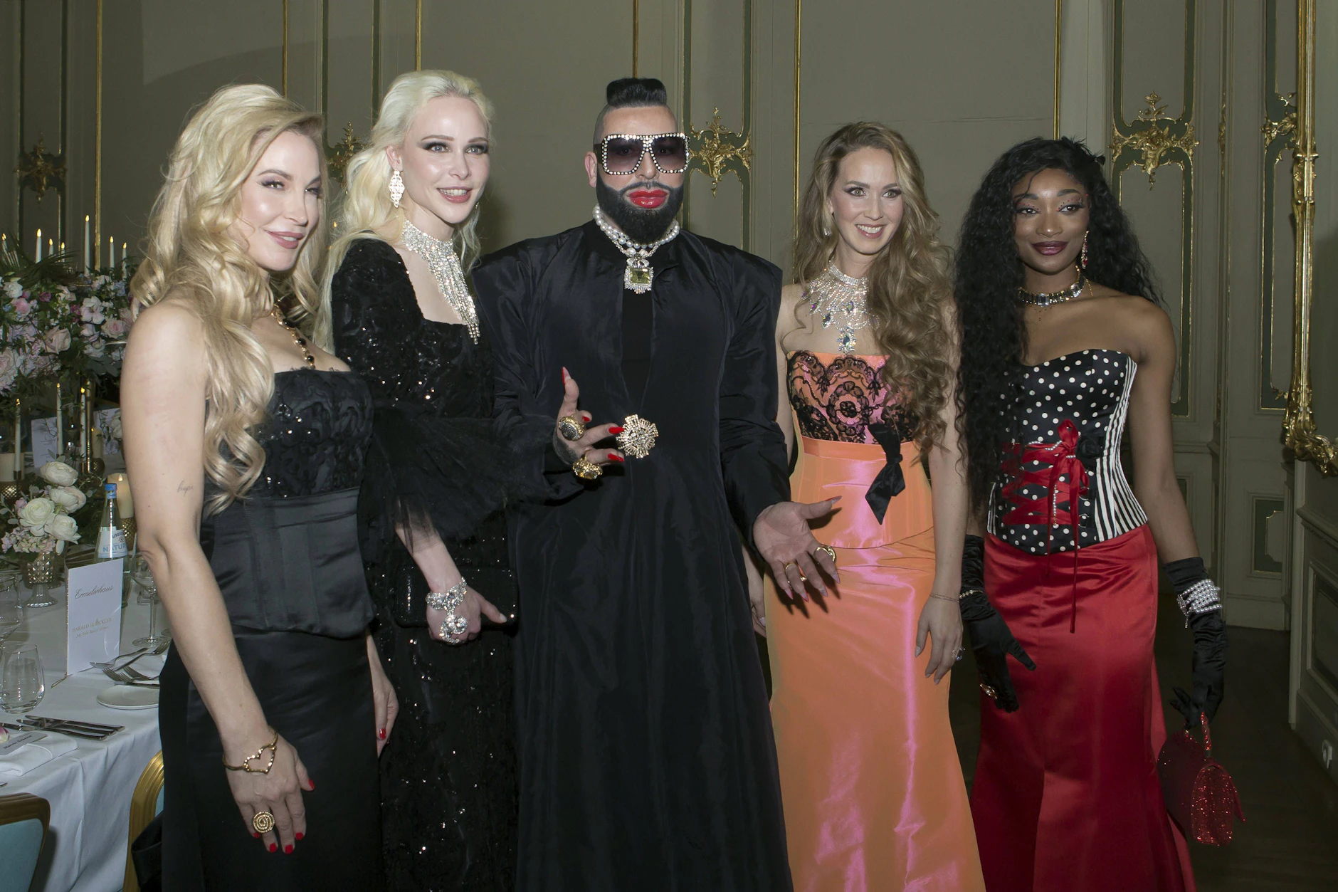 Harald Glööckler mit vier Models beim „My Style Rocks“-Dinner