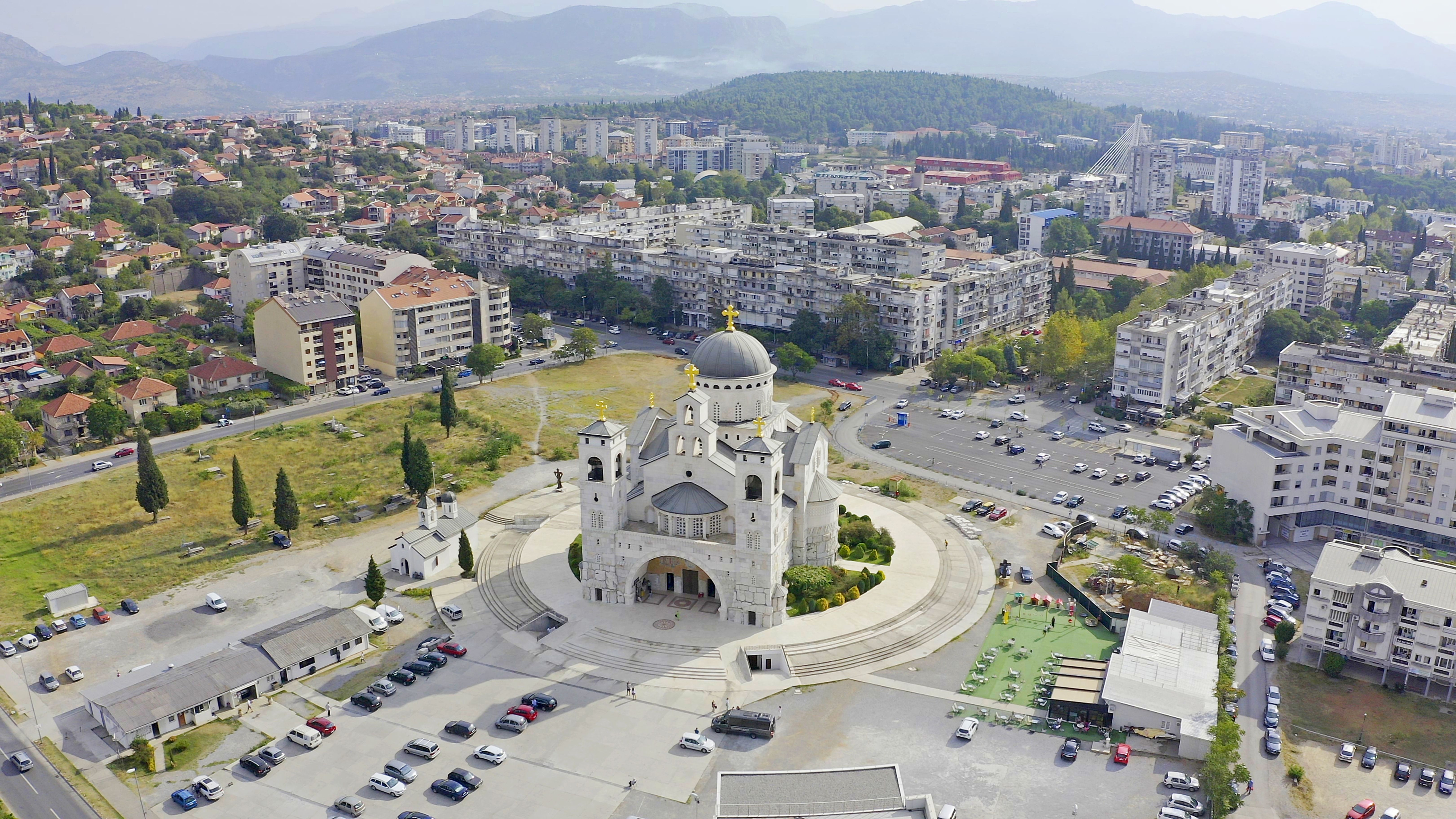 Euro ohne Genehmigung eingeführt: EU arbeitet an Lösung für Montenegros Beitritt 2028