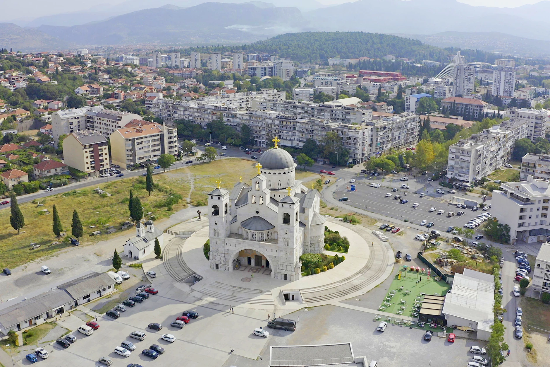 Podgorice, die Hauptstadt von Montenegro. Hier wird schon seit Jahrzehnten der Euro genutzt.