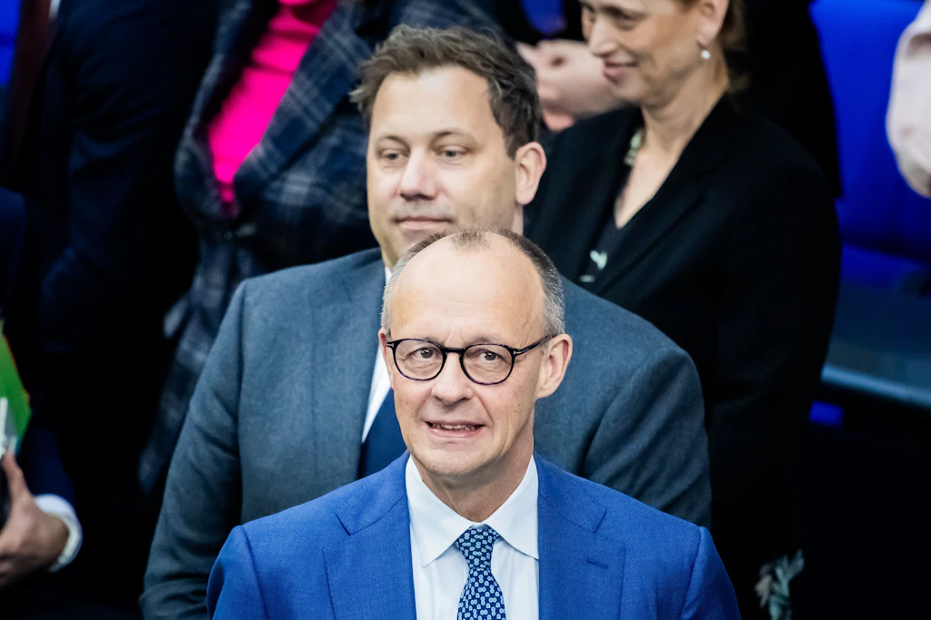 Ein Jahr im Amt: Zustimmung zu Schwarz-Rot bricht auf elf Prozent ein