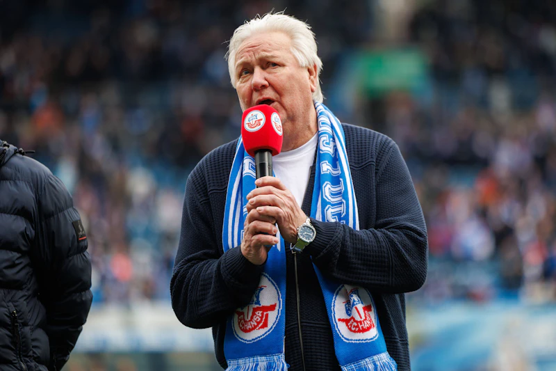 Ehrenbürger‑Eklat in Teterow: Stadt lehnt DDR-Fußballlegende Gerd Kische ab