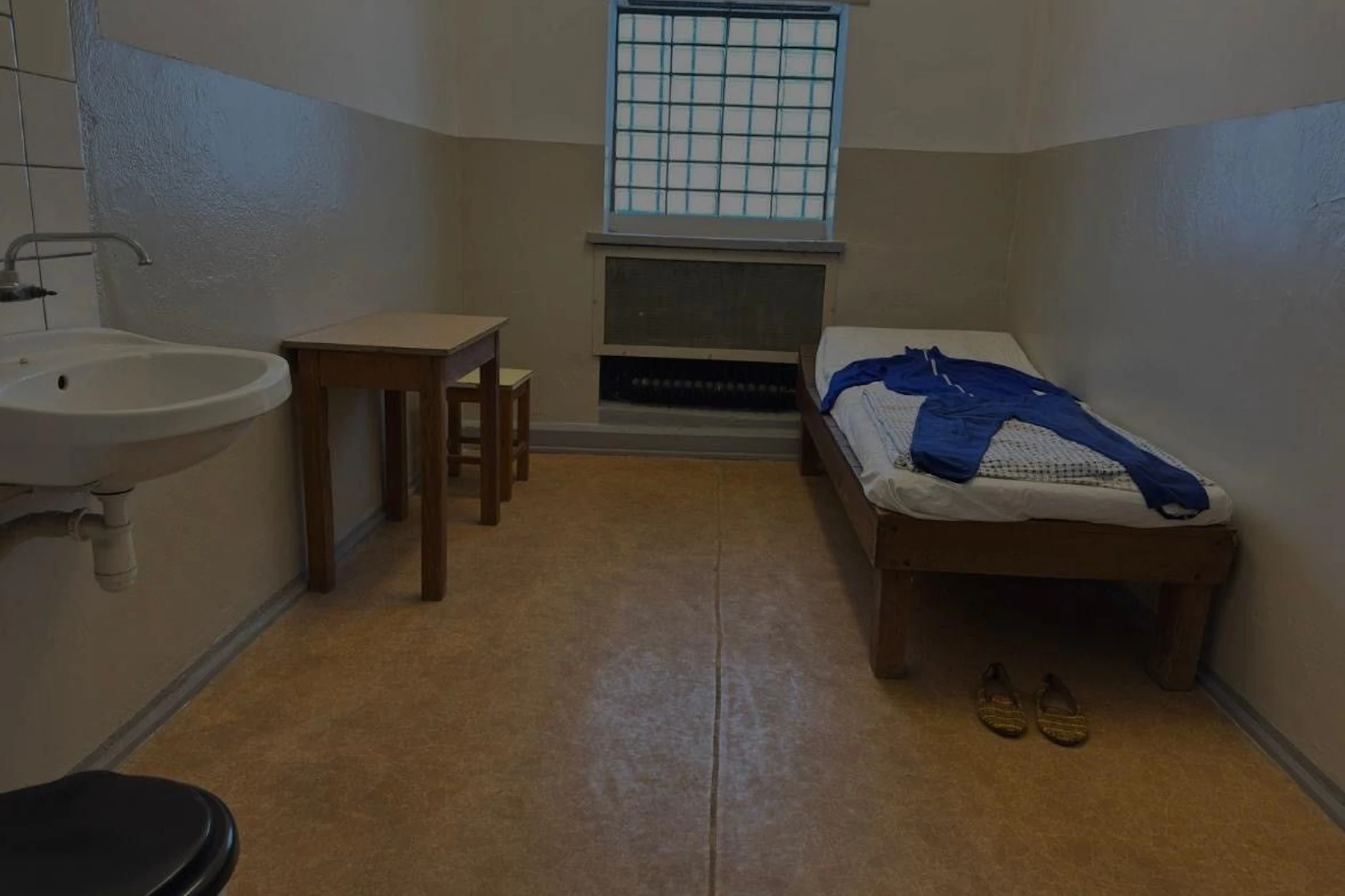 Zelle im Stasigefängnis Hohenschönhausen.