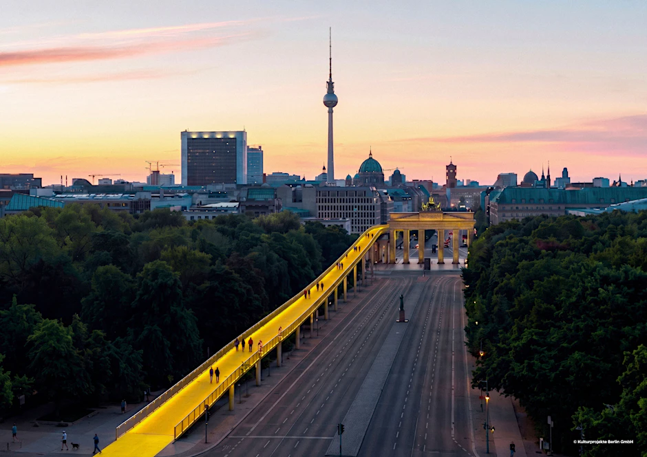 Vergesst die Olympia-Kritik: Feiert Berlins goldene Brücke übers Brandenburger Tor