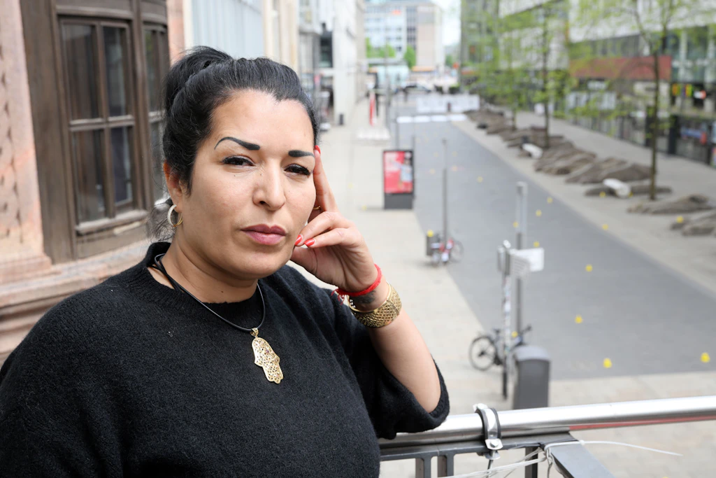 Die Gastronomin Noura Wiedenmann hat die Amokfahrt aus nächster Nähe miterlebt: „Die Frau wurde vom Starbucks bis Pascucci mitgeschleift.“