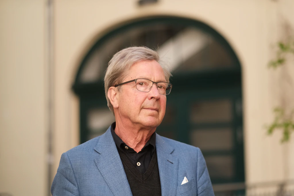 Der Berliner Kunsthändler Wolfgang Wittrock: Warum Kollegen ihm den Vogel zeigen
