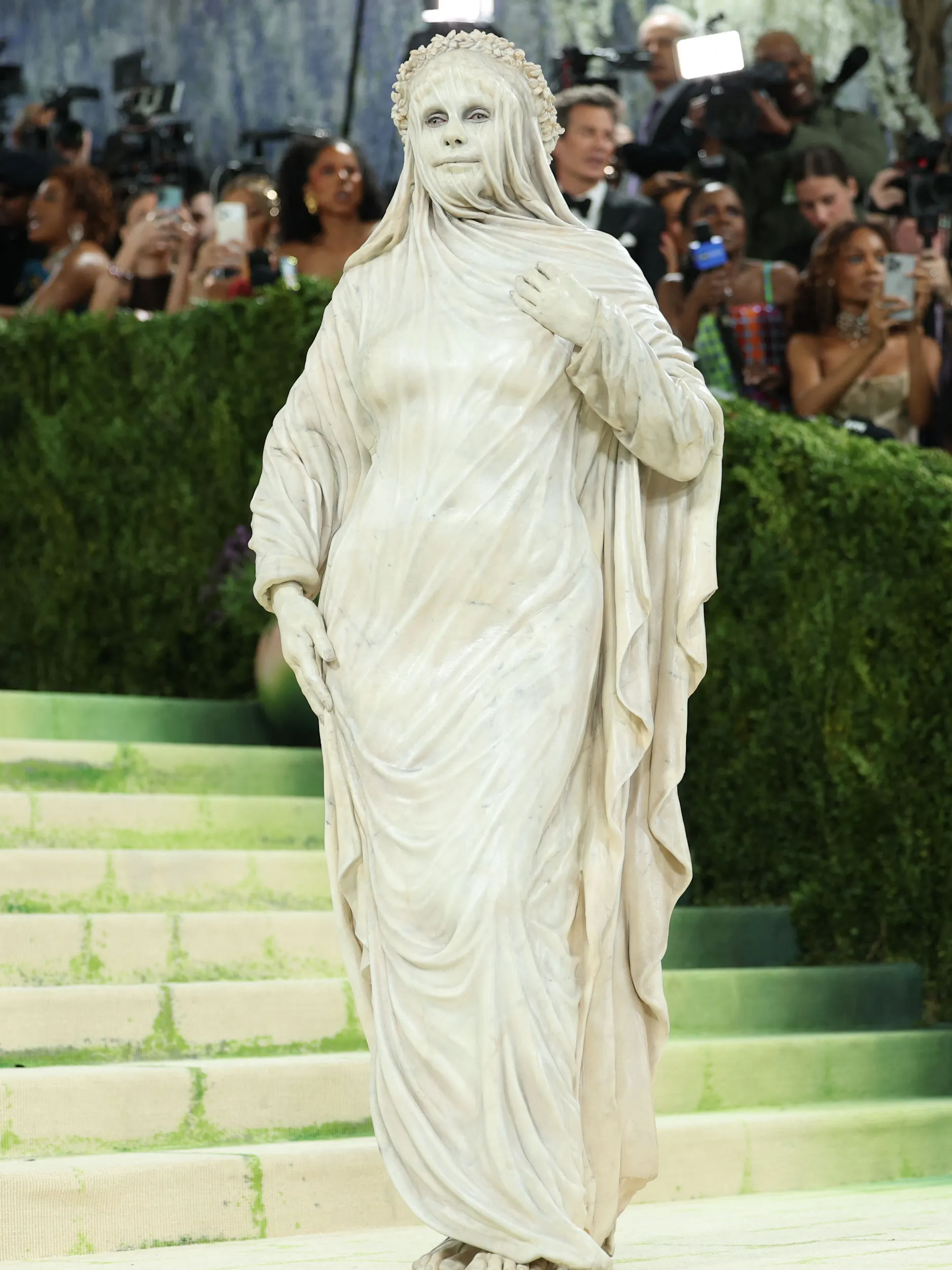 Heidi Klum sorgte mit ihrem Look für Gesprächsstoff.