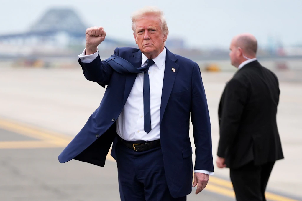 Hormus-Blockade: Donald Trump gibt sich trotzig – sein Finanzminister Scott Bessent fleht China um Hilfe an