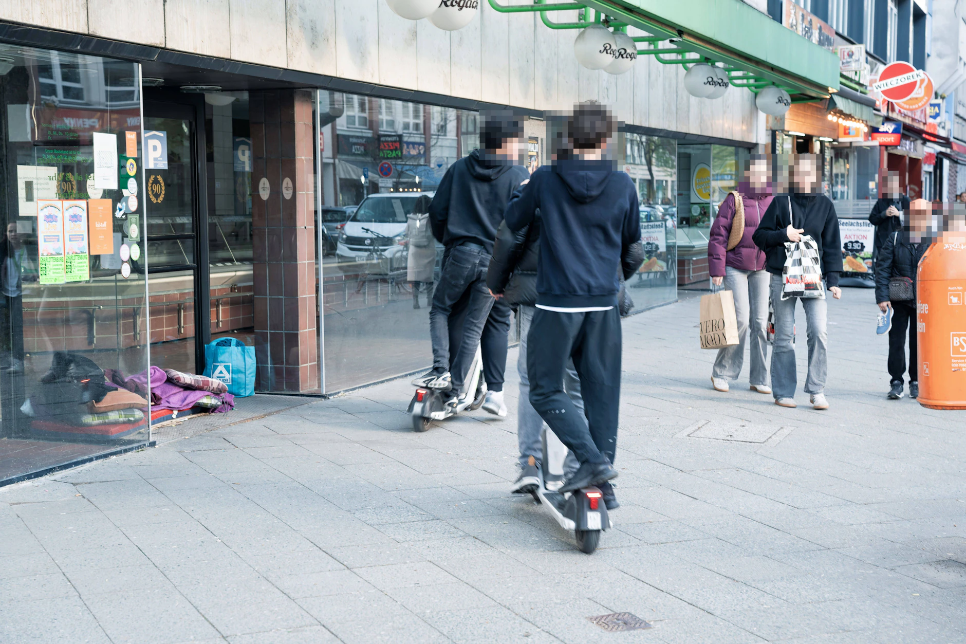 Derzeit läuft eine Online-Petition zum Jugendschutz bezüglich E-Scootern.