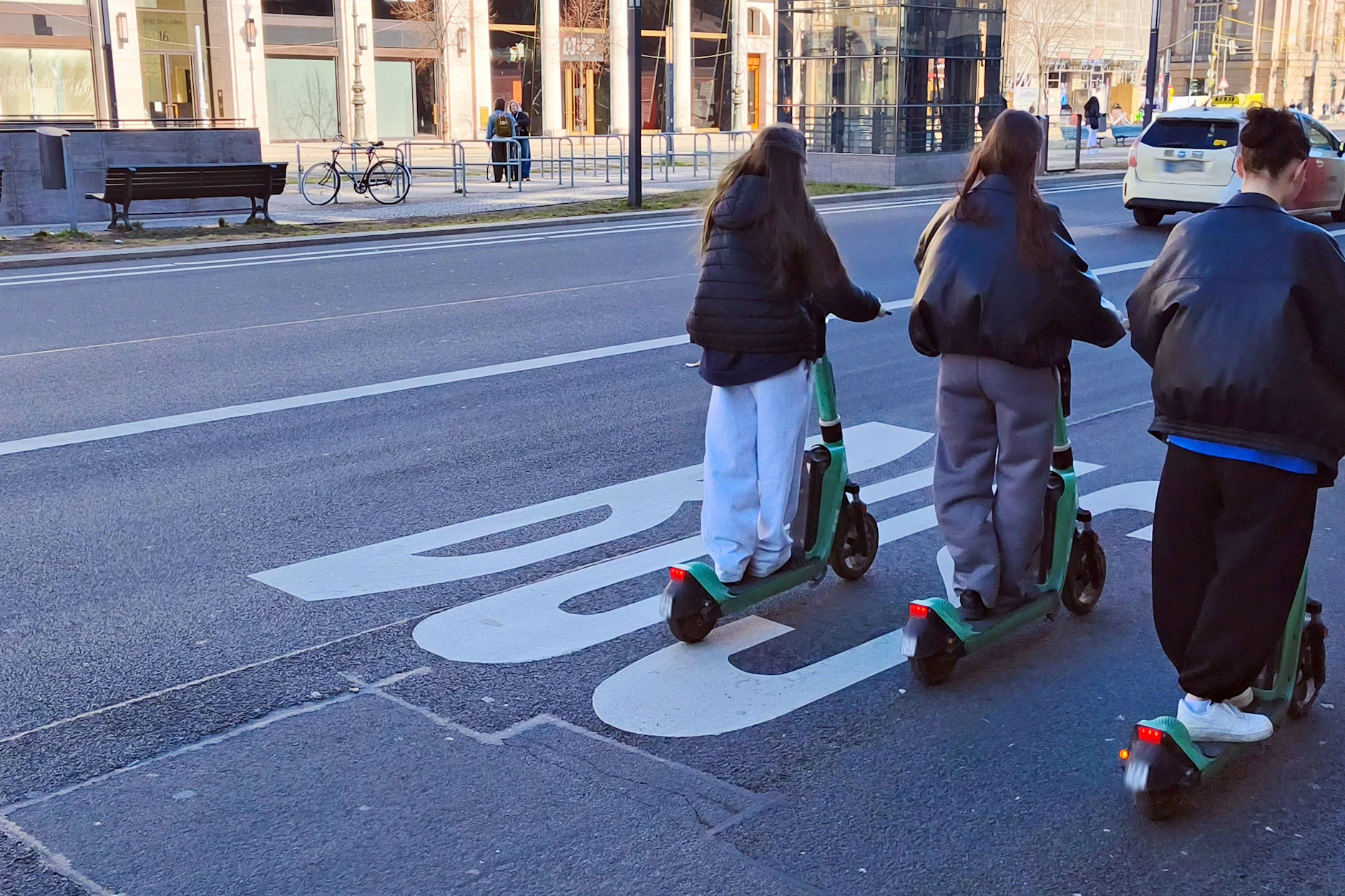 Fast die Hälfte der verunfallten E-Scooter-Fahrer in Berlin ist unter 25 Jahre alt. (Symbolbild)