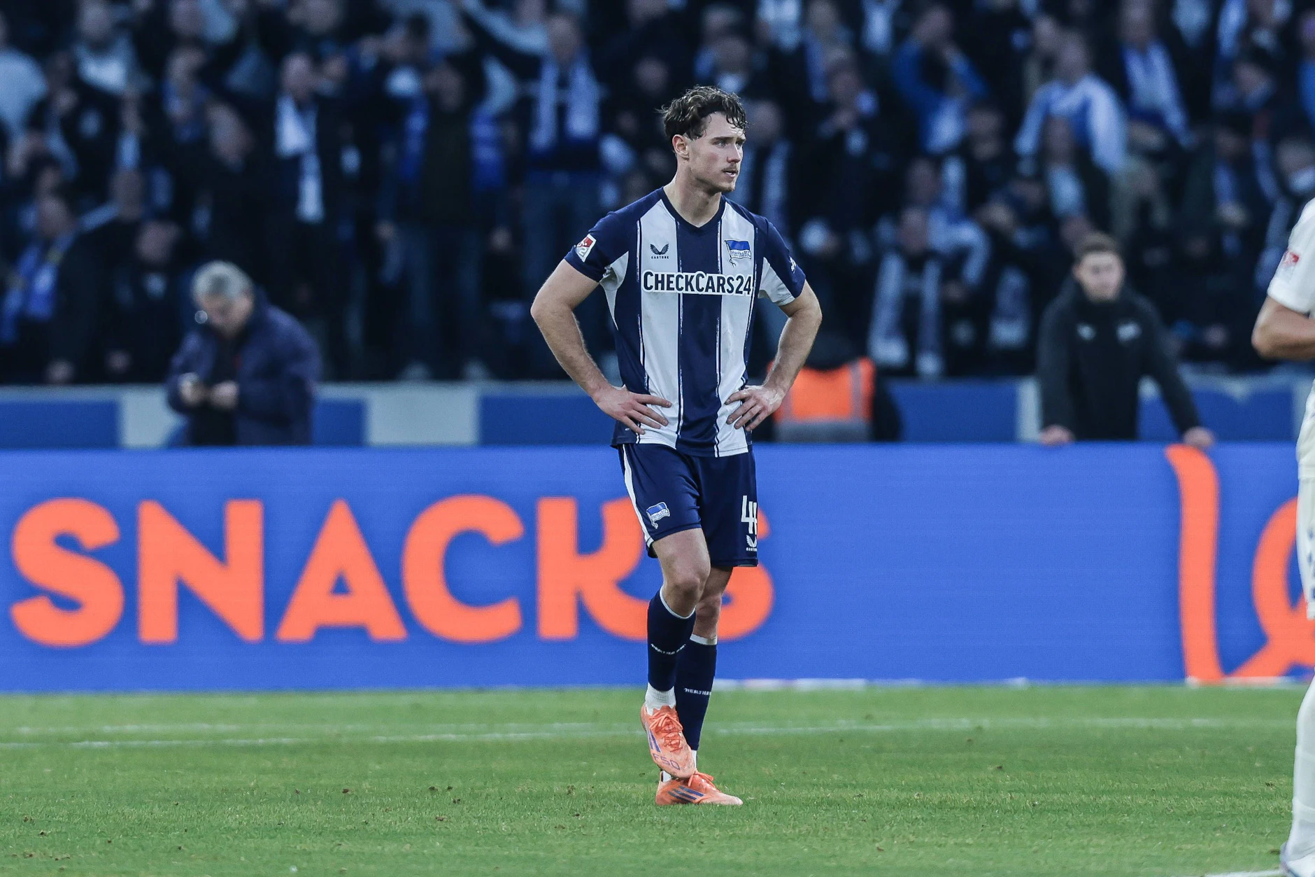 Nächster Rückschlag: Hertha BSC fehlt eine Million Euro vom Hauptsponsor. Stars wie Linus Gechter könnten im Sommer gehen.