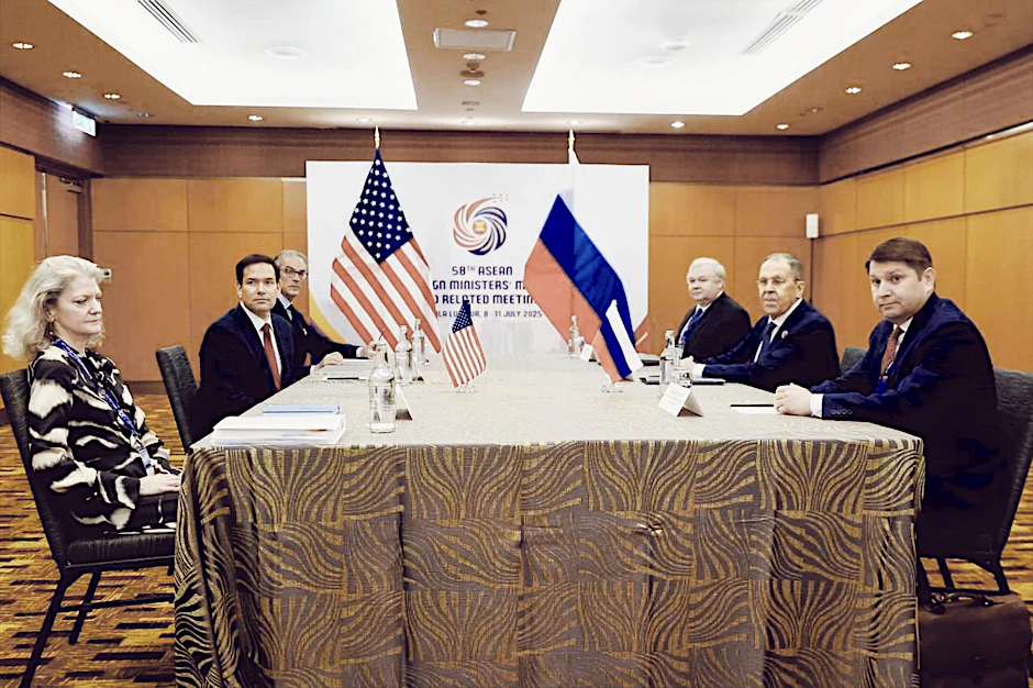 US-Außenminister Marco Rubio und Russlands Außenminister Sergej Lawrow bei einem Treffen am Rande des ASEAN-Gipfels in Kuala Lumpur, 10. Juli 2025.
