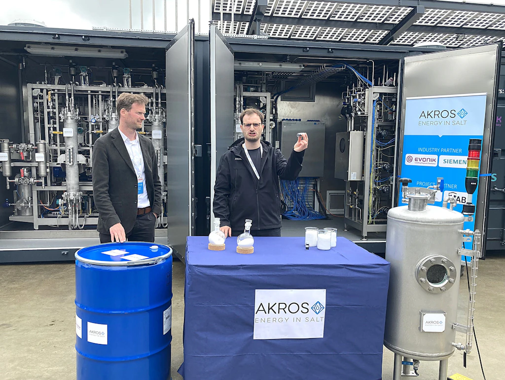 Made in MV: Startup will mit Backpulver die Wasserstoffspeicherung revolutionieren