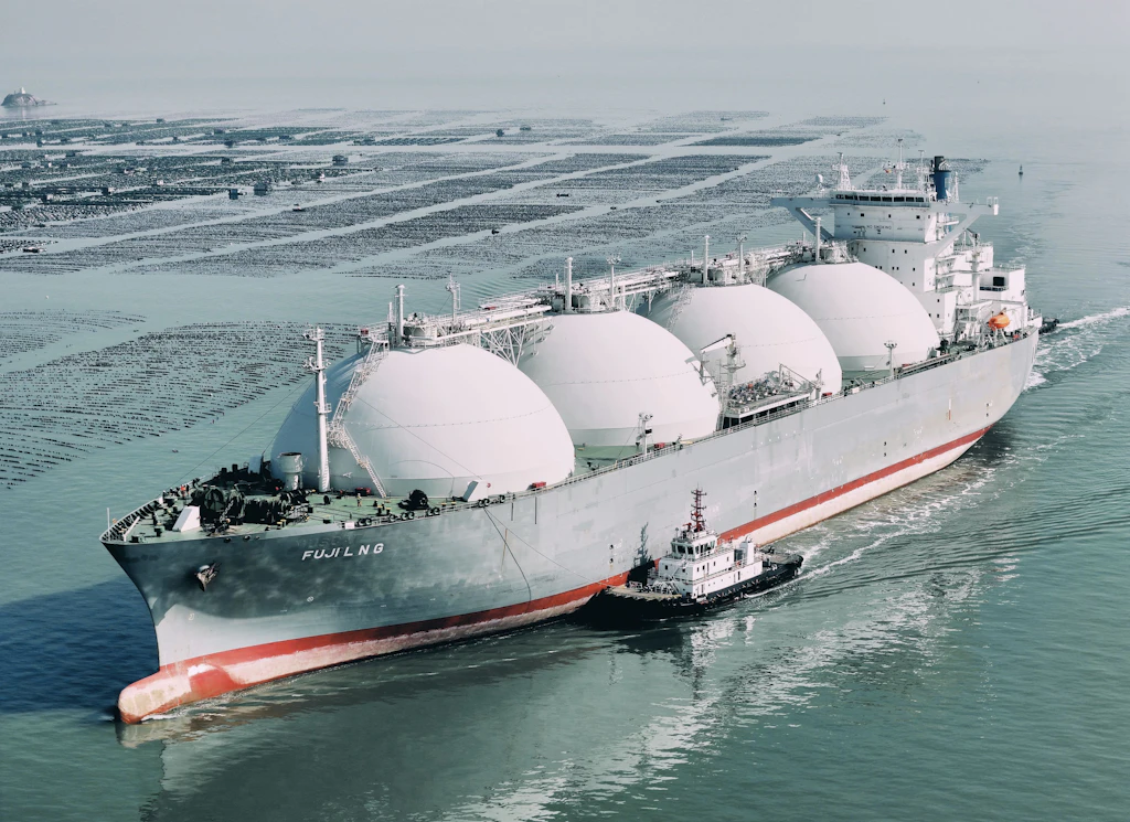 „Kein Anreiz“ in Europa: Hohe Gaspreise treiben LNG-Händler nach Asien