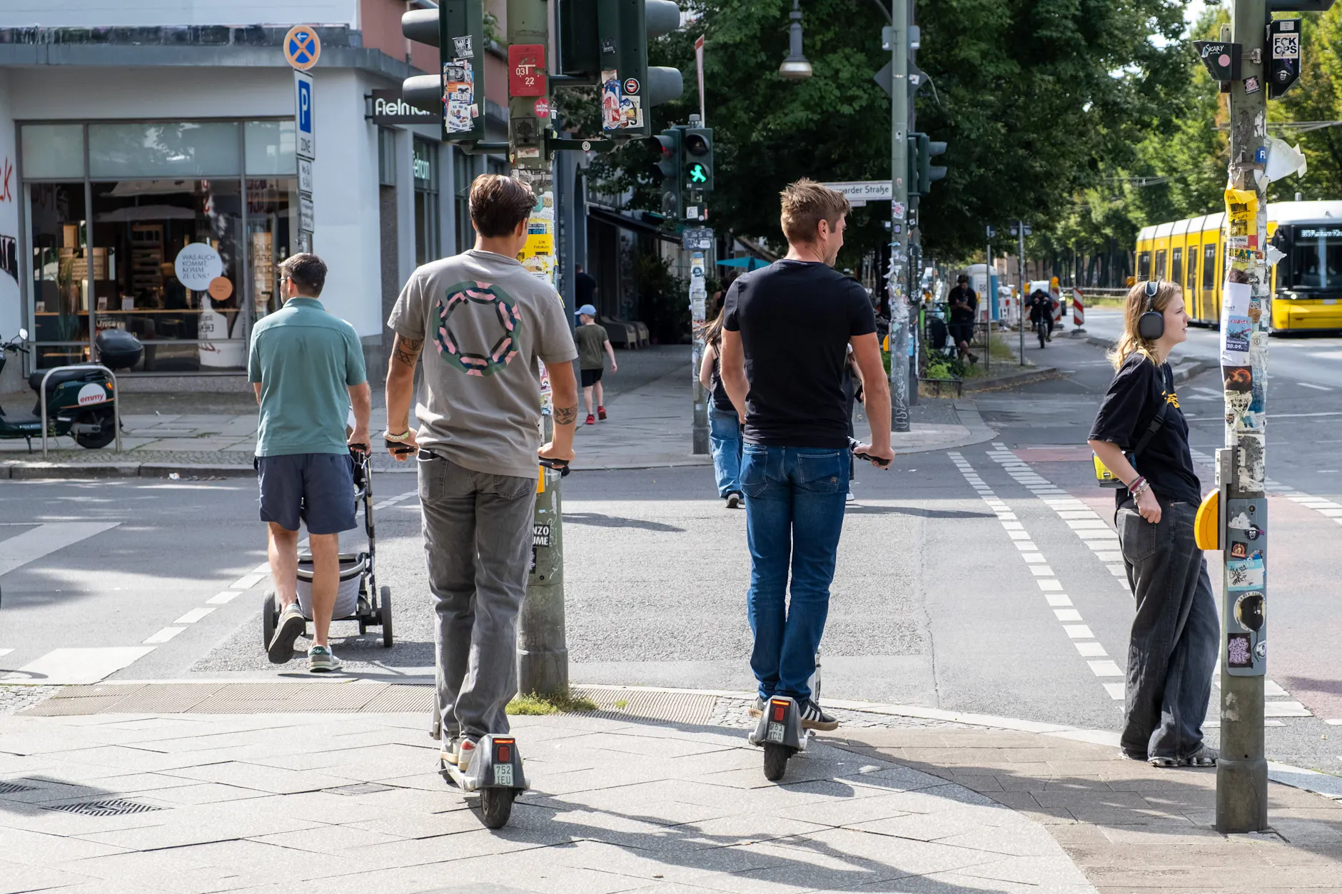 Eigentlich bräuchte es eine Fahrerlaubnis für E-Scooter, findet der Unfall-Experte.