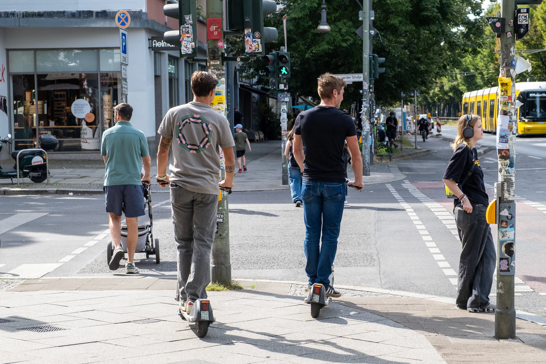 Eigentlich bräuchte es eine Fahrerlaubnis für E-Scooter, findet der Unfall-Experte.