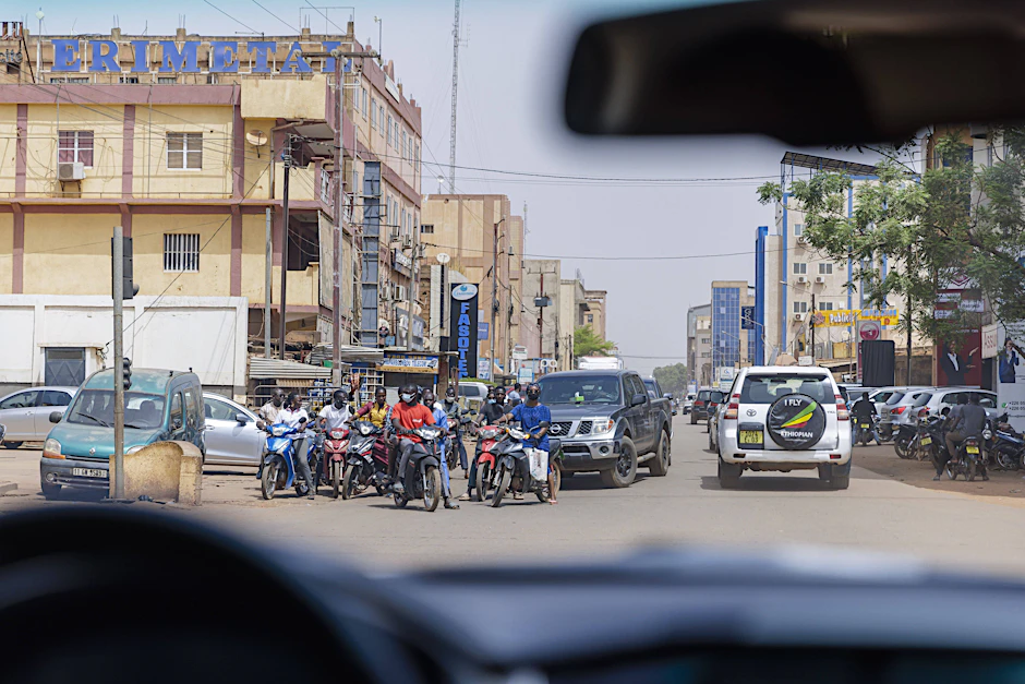 In Ouagadougou wurde Atiana Serge Oulon nach Angaben von Reporter ohne Grenzen in ein Geheimgefängnis verschleppt. 
