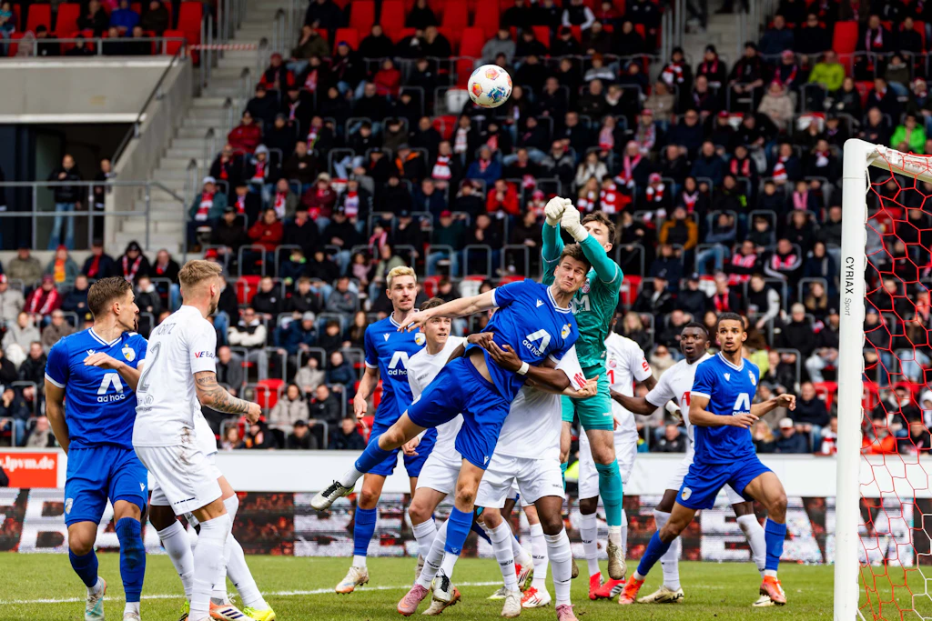 RW Erfurt gegen Carl Zeiss Jena: Rivalität, Geschichte und Derby-Drama