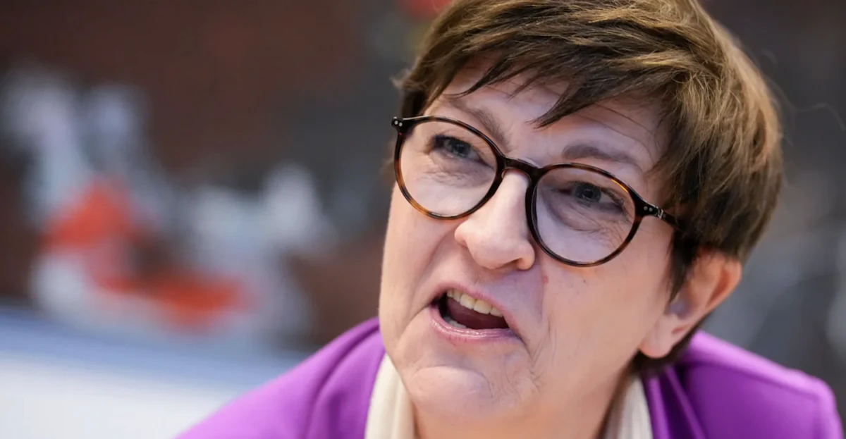 Esken will unbequeme Journalisten wirtschaftlich vernichten
