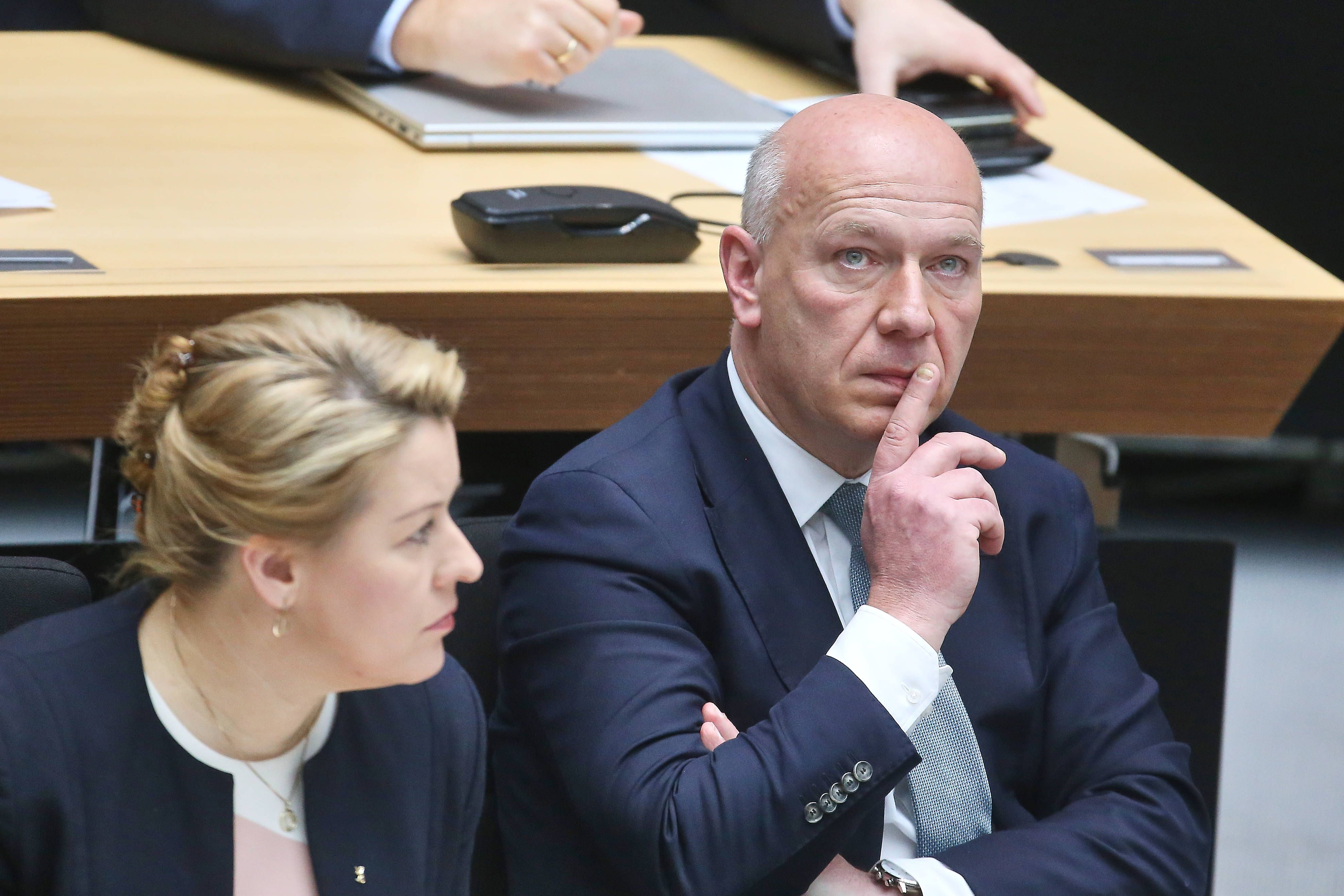 Wegner zieht über Giffeys Instagram-Videos her – SPD kontert schlagfertig