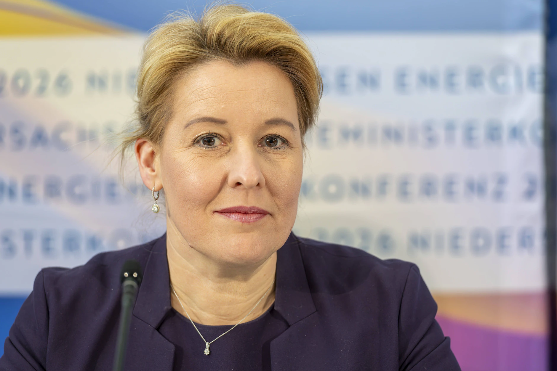 Auch Wirtschaftssenatorin Franziska Giffey will für die Stellen der IAV-Mitarbeiter kämpfen.