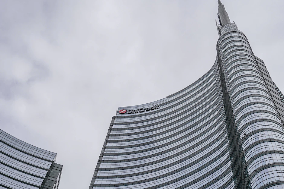 Der Hauptsitz von UniCredit: Der Hauptsitz der UniCredit-Gruppe am Tag einer außerordentlichen Vorstandssitzung mit CEO Andrea Orcel am 4. Mai in Mailand, Italien.