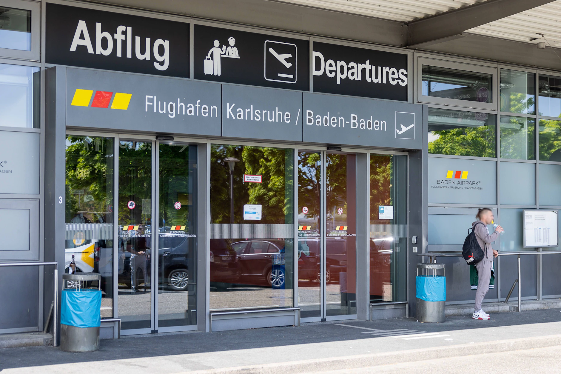 Der Flughafen Karlsruhe/Baden-Baden bekam Besuch einer Ryanair-Maschine.