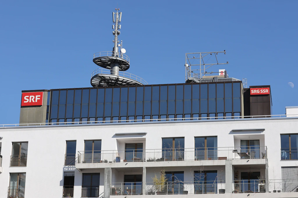 Der SRF-Hauptsitz in Zürich-Leutschenbach: Die SRG gehört zu den Trägern des neuen KI-Kodex.