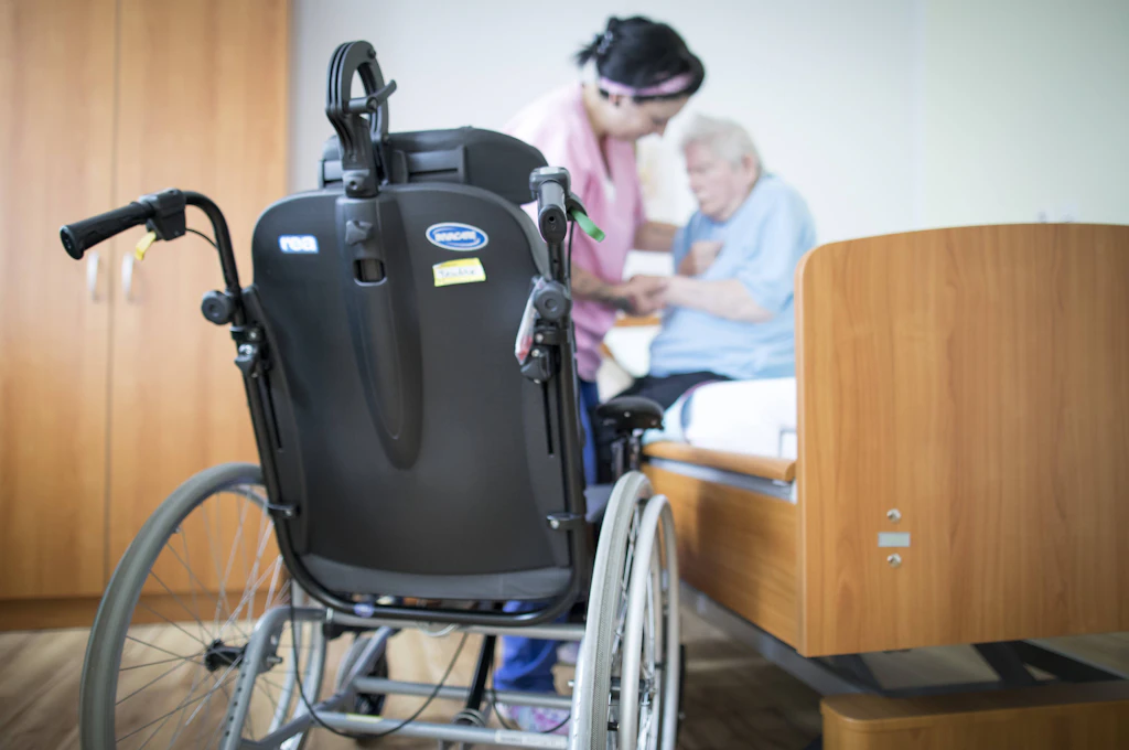 Hoher Personalbedarf: Fast 20 Prozent der Pflegekräfte kommen aus dem Ausland