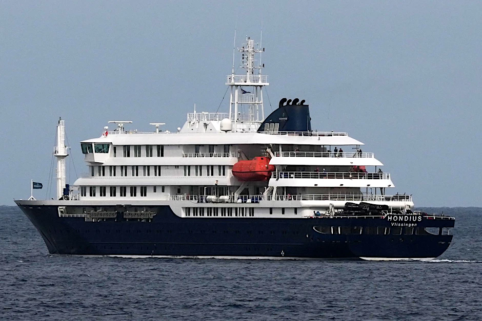 Steuert nun von den Kapverdischen Inseln in Richtung Teneriffa: das Kreuzfahrtschiff „MV Hondius“.