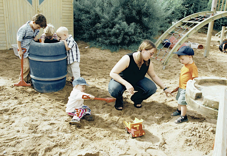 Was das Wort „Hausfrau“ wirklich bedeutet, hat unsere Autorin erst verstanden, als sie selbst mit Haushalt und Kindern in Westdeutschland lebte.